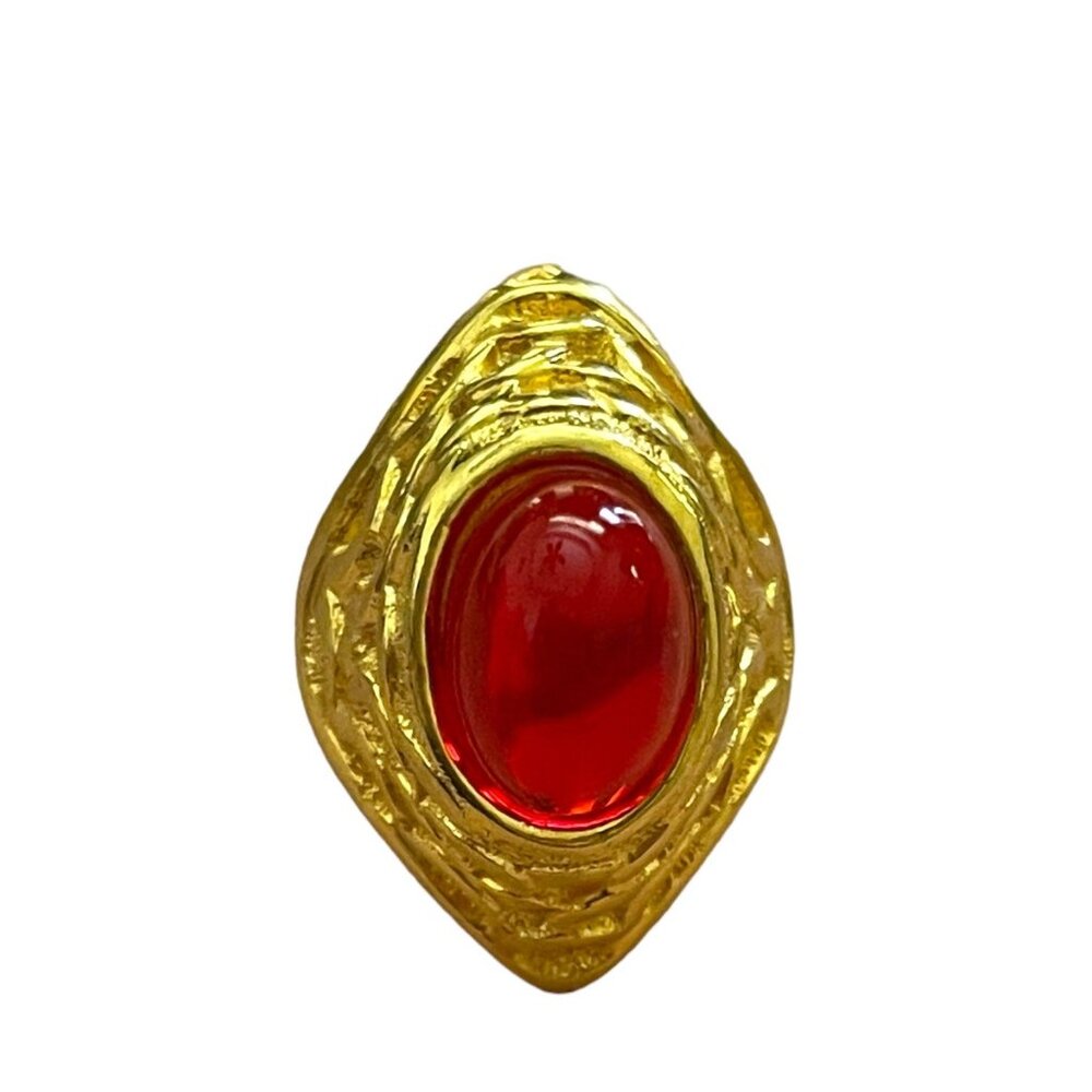 Vintage Park Lane Ring: Red gripoix gem in golden setting adjustable